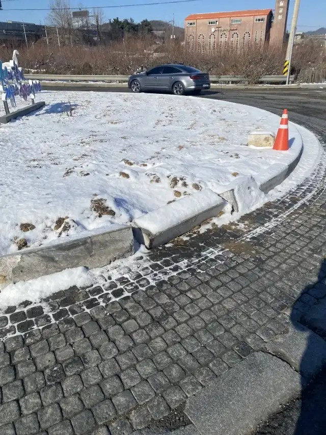 수원 도로블럭 영통 이면도로 교체 시공 후 사진