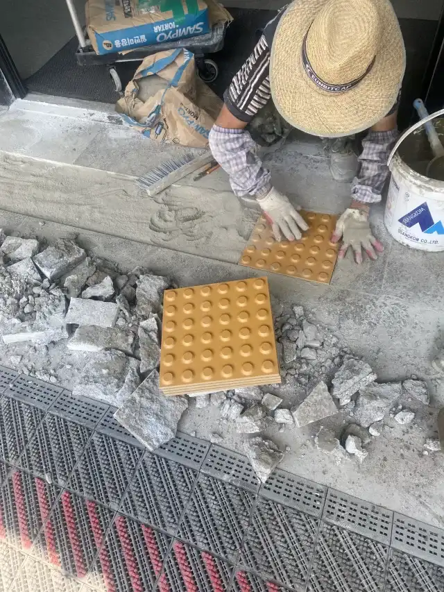 최근 시공 사례 도로블럭 이면도로 교체 시공 후 사진